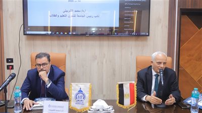 رئيس جامعة الريادة: تطبيق نظام الحوكمة بالكليات يسهم في تحسين العملية التعليمية