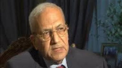 فوز الدكتور محمد شريف مختار رائد طب الحالات الحرجة بجائزة الطبيب العربي