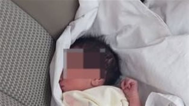 طفلة، فيتو