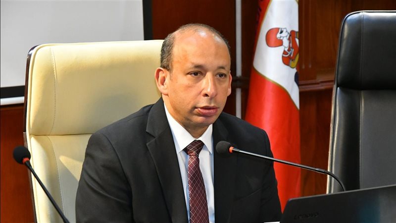 د. حسام صلاح عميد