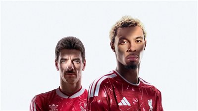 ليفربول يعلن عن قميصه للموسم الجديد (صور)