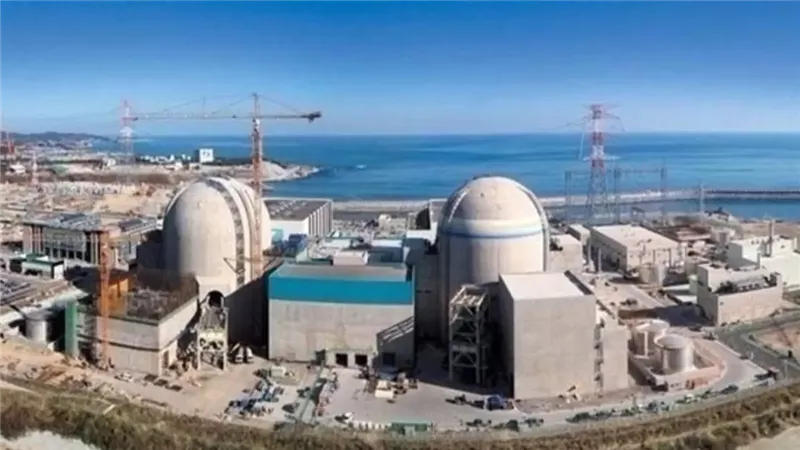  المنشآت النووية