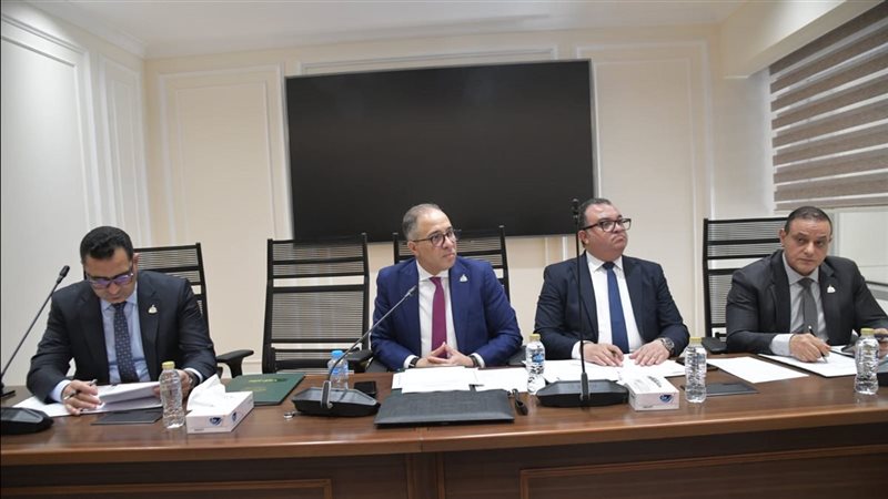لجنة الإسكان 