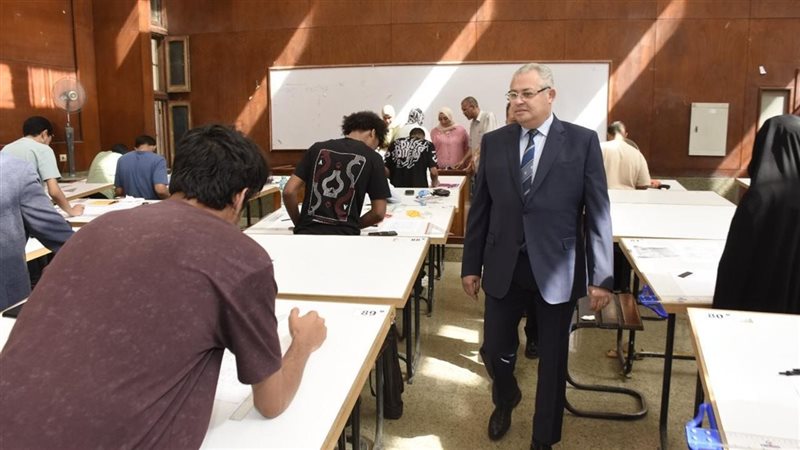 جامعة عين شمس 