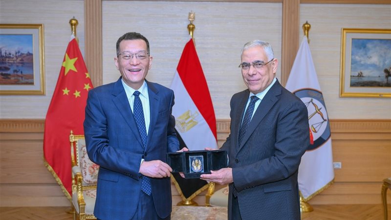 النائب العام، فيتو