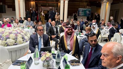 خالد عبد الغفار: التصنيع المحلي ركيزة أساسية لصمود سلاسل الإمداد الصحية عالميا 