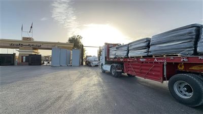 «زاد العزة» تواصل دعم غزة، 3585 طن مساعدات مصرية تعبر نحو القطاع 