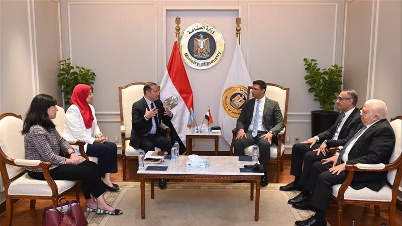 اجتماع لجنة تسيير