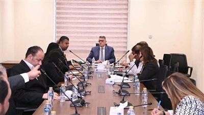 القومي لحقوق الإنسان يناقش مع البرلمان تحديات ضعف مشاركة المرأة في سوق العمل