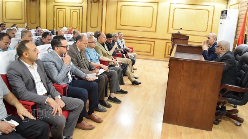اجتماع موسع بجامعة