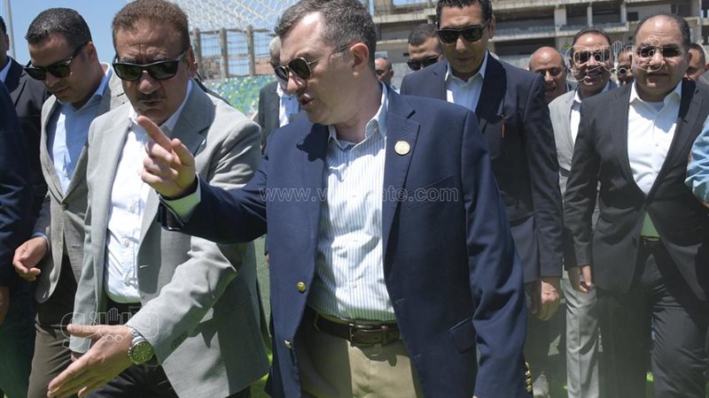 وزير التخطيط خلال
