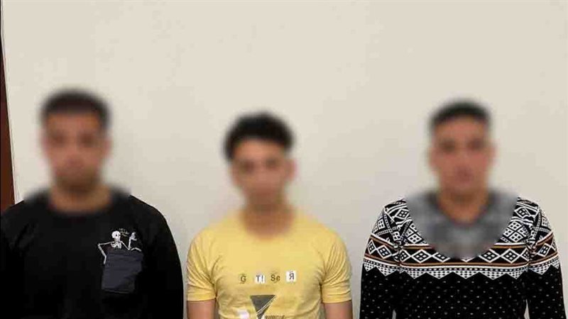 المتهمين, فيتو