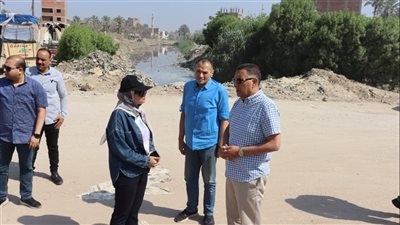 محافظ القليوبية يتفقد مصرف البلبيسي بالقلج لبحث تحويله إلى محور مروري 