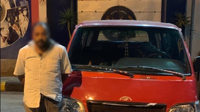 ضبط سائق بتهمة التحرش بفتاة داخل ميكروباص في الإسكندرية