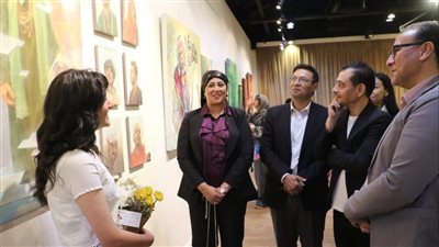 رئيس قصور الثقافة يفتتح معرض ملتقى الرسم والتصوير بالهناجر (صور)