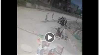 سائق تروسيكل يدهس طفلة ويتسبب في وفاتها بكفر الشيخ 