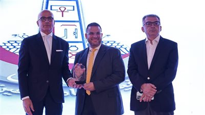 في الاحتفال بحصول مستشفى العبور على الاعتماد الدولي، إنشاء كلية طب عين شمس الأهلية 