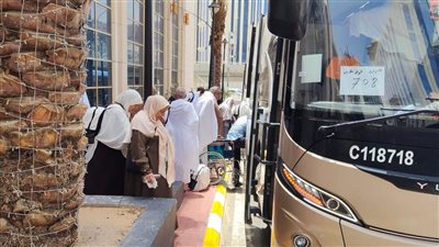 غرفة السياحة: تحرك 1200 حافلة لتصعيد الحجاج إلى عرفات 