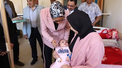 محافظ الوادي الجديد تتفقّد مستشفى الخارجة التخصصي وتهنئ المرضى بعيد الأضحى 