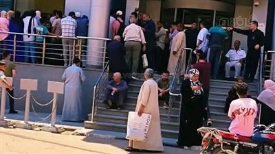 مواطنون يشتكون من نقص السيولة النقدية بماكينات الصرف بالشرقية (صور)