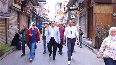 ​محافظ دمياط يواصل جولاته المفاجئة بالأسواق لمتابعة استعدادات عيد الأضحى