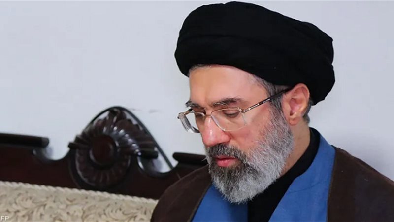 مجتبى خامنئي، فيتو