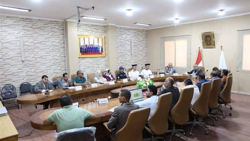 إجتماع الوادي الجديد،