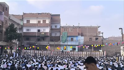 الآلاف يؤدون صلاة عيد الأضحى المبارك في ساحات القليوبية (فيديو)