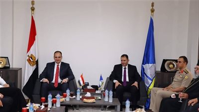 محافظ دمياط يستقبل المهنئين بعيد الأضحى بالديوان العام 