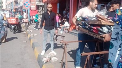 حملات مكثفة لإزالة الإشغالات من الطرق بالإسكندرية 