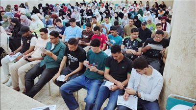 انطلاق المراجعات النهائية لطلاب الشهادتين الإعدادية والثانوية بأسيوط