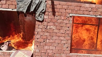 السيطرة على حريق أعلى عقار سكني بشارع الشونة بالقليوبية