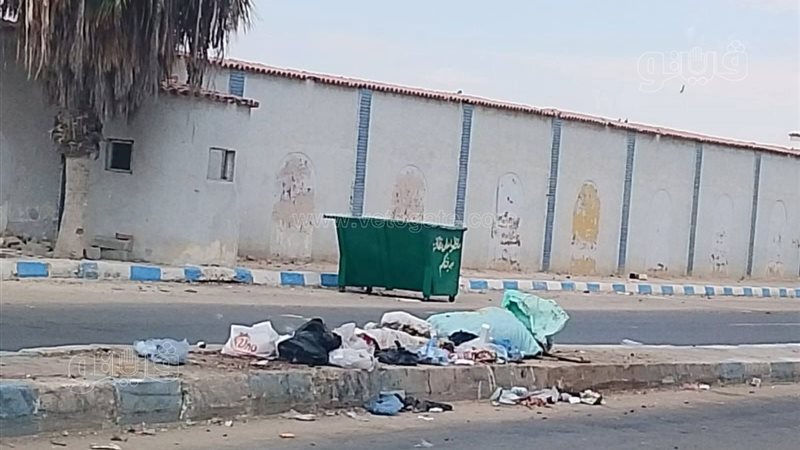 حمله مكثفه لرفع القمامة