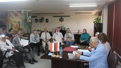 ستة عقود من 
