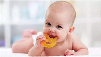  هل أعراض التسنين واحدة عند كل الأطفال؟ استشارى يجيب 
