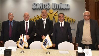 اتحاد مستثمري المشروعات يبحث تحديات الصناعة بالصعيد ويطالب بتطبيق اللامركزية الذكية 