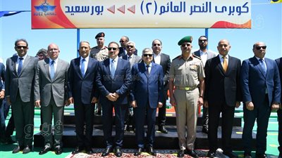 رئيس هيئة القناة: كوبري النصر العائم 2 يرفع كفاءة السيولة المرورية لـ25 ألف مركبة يوميًا