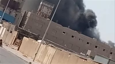 إخماد حريق ضخم  داخل مصنع تحت التأسيس بالعبور 