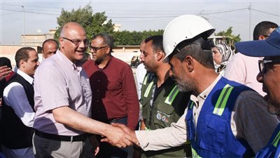 يخدم 35 ألف نسمة، محافظ الإسكندرية يتفقد مشروع محطة رافع مياه 