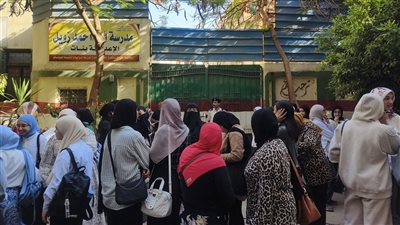 طلاب الشهادة الإعدادية بالدقهلية يؤدون امتحان اللغة العربية غدا