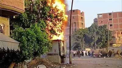 انتداب المعمل الجنائي لمعاينة حريق محول كهرباء بقرية كفر علوان في طوخ