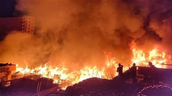الحماية المدنية بالفيوم تسيطر على حريق حظيرة مواش