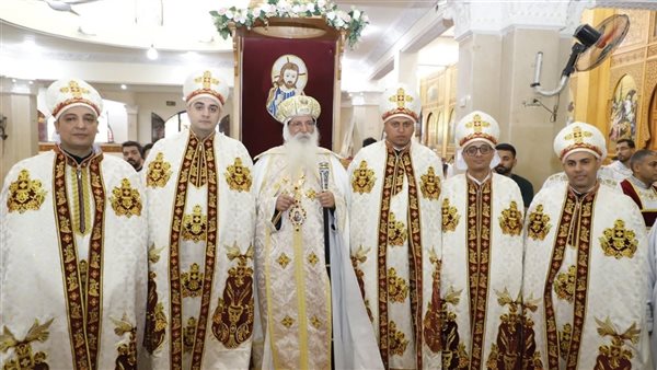 تعيين وخدمة 8 كهنة في إيبارشية طما