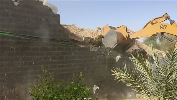 إزالة تعديات على أملاك الدولة بالخارجة