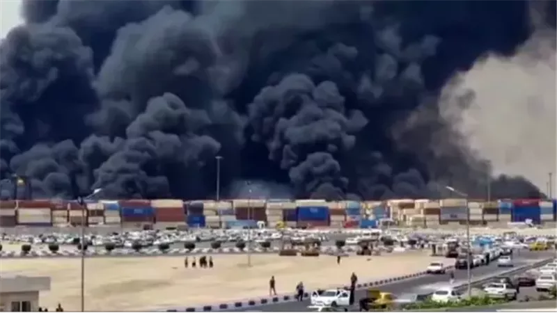  انفجار في ميناء