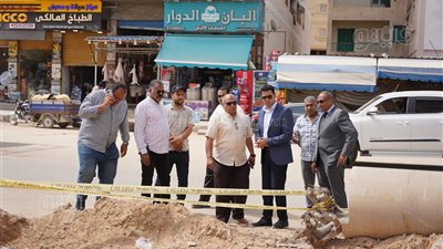 نائب محافظ مطروح يتفقد أعمال تطوير شارع علم الروم