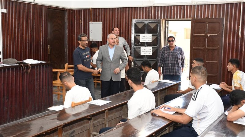 جولة رئيس الجامعة