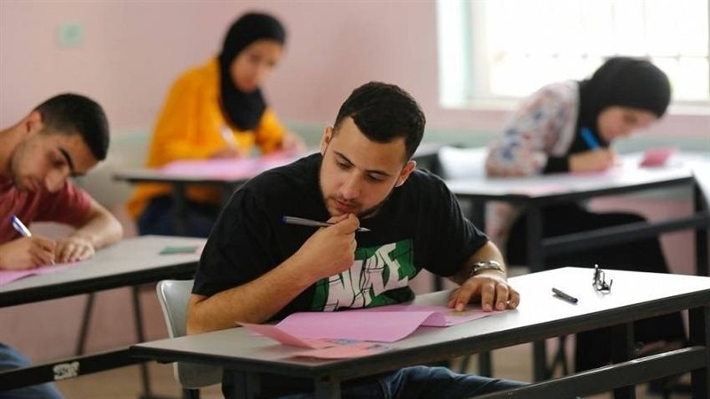 امتحانات الدبلومات