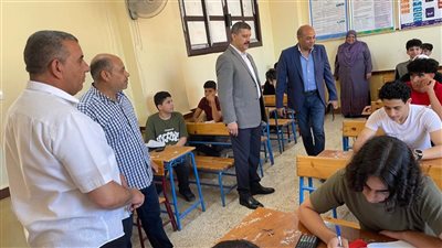 بسبب بطاقة التعارف، ضبط طالب ثانوي انتحل صفة تلميذ إعدادية في امتحانات الإنجليزي بالدقهلية