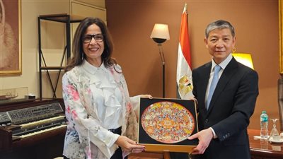 وزيرة الثقافة تبحث مع السفير الصيني سبل تعزيز التعاون المشترك